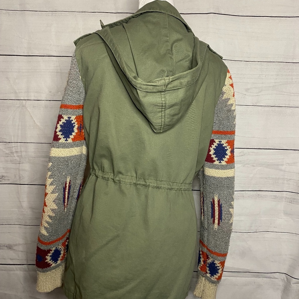 Jacket - Picture 3 of 3